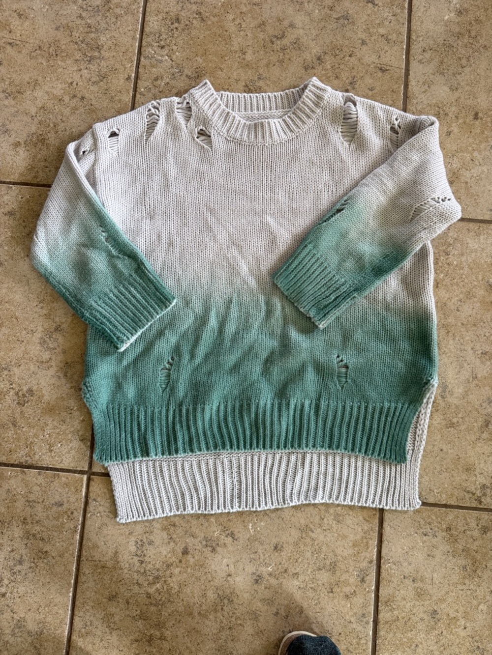 Distressed Ombre Crewneck Sweater - White to Mint Green